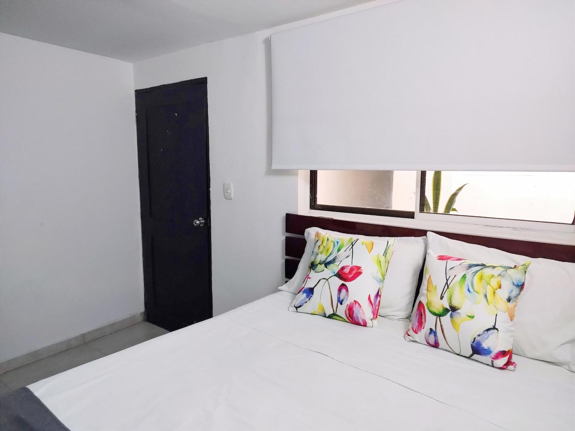 Hotel Tranvia Santa Marta  Bagian luar foto